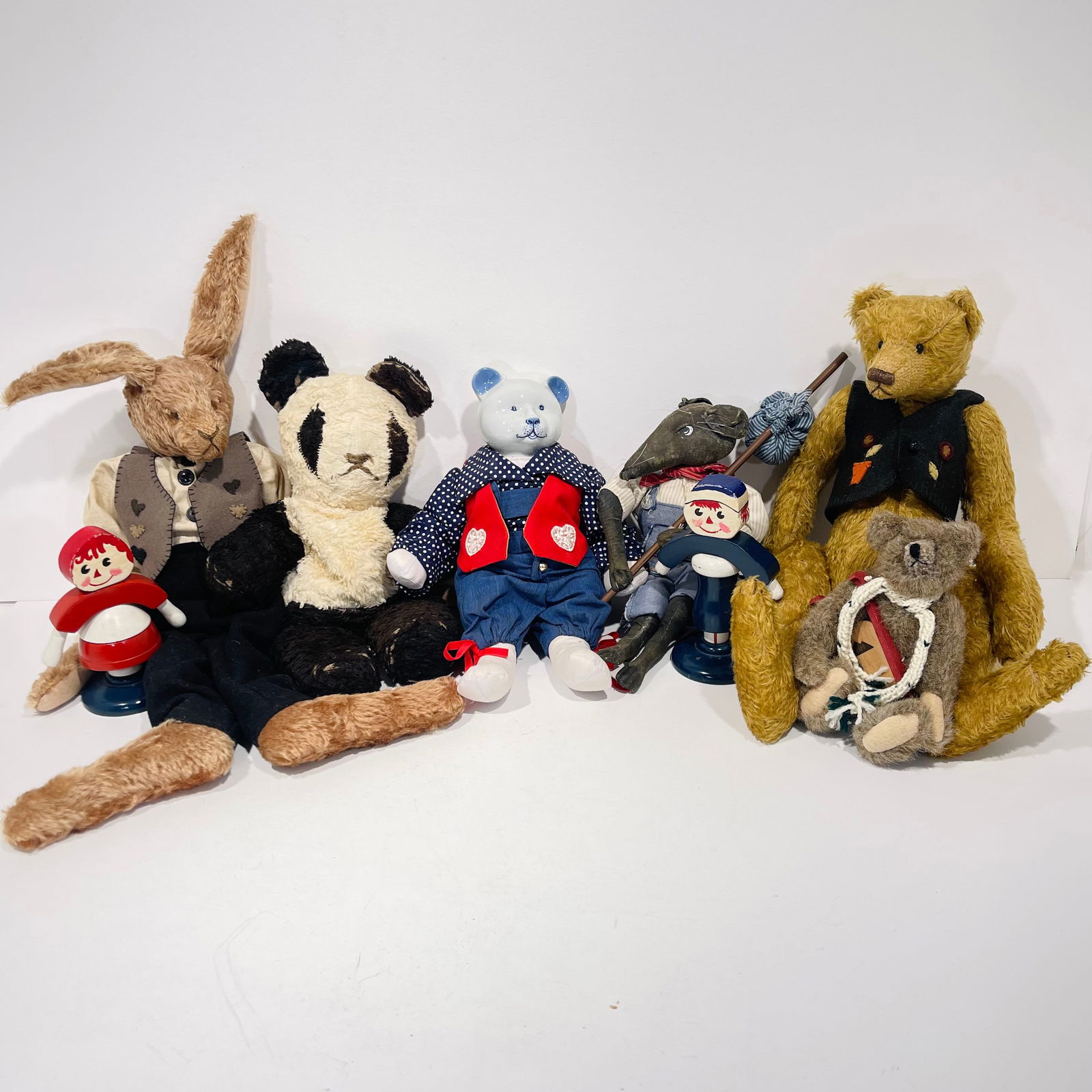 Vintage Stuffed Animals and Toys (1 of 3)