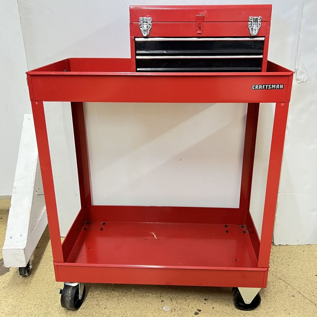 Craftsman Rolling Utility Cart and Toolbox (1 of 10)
