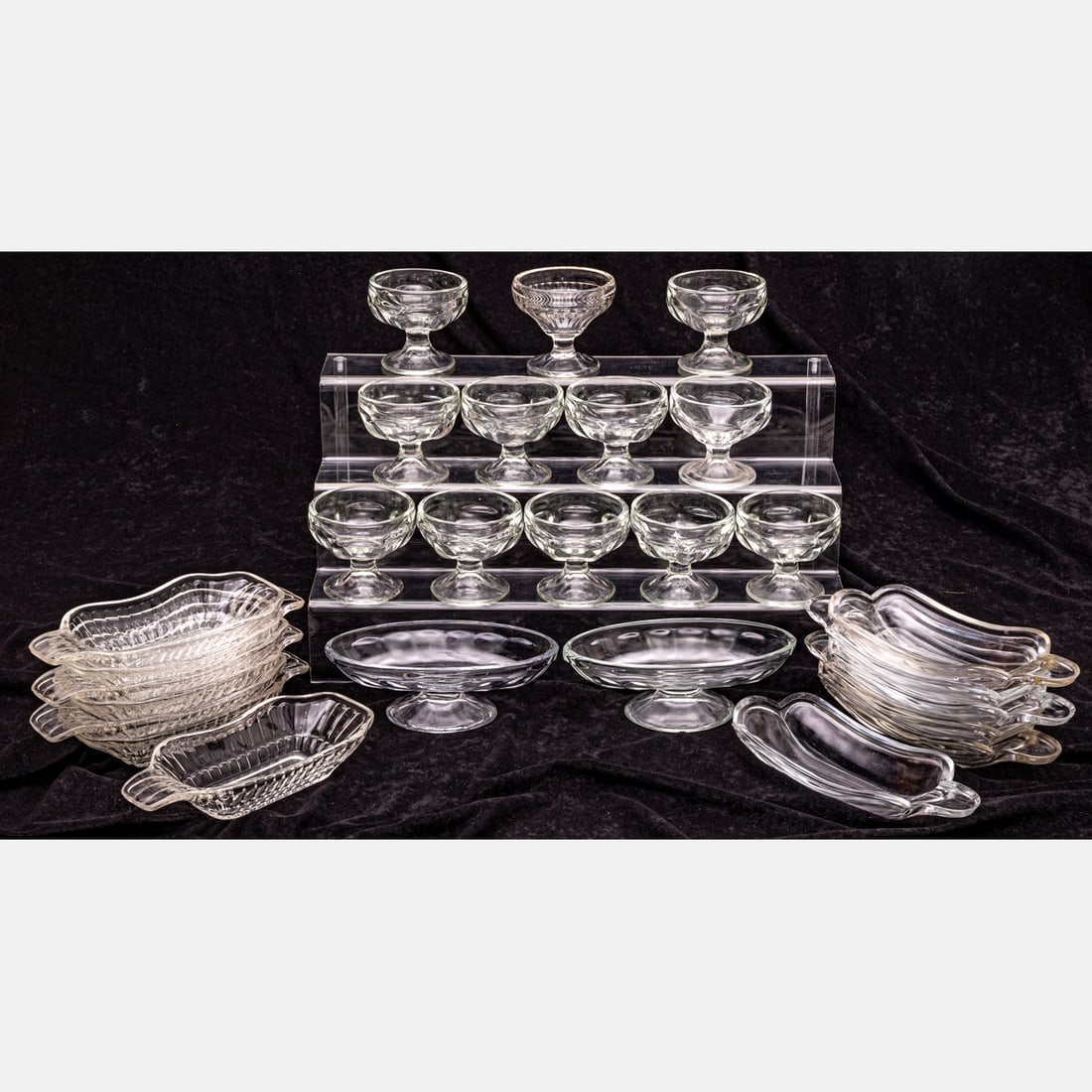 Glass Ice Cream Sundae, Banana Split and Hot Dog Dishes (1 of 5)