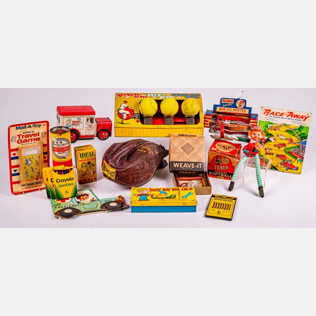 Vintage Sporting, Kinetic And Artistic Toys (1 of 7)