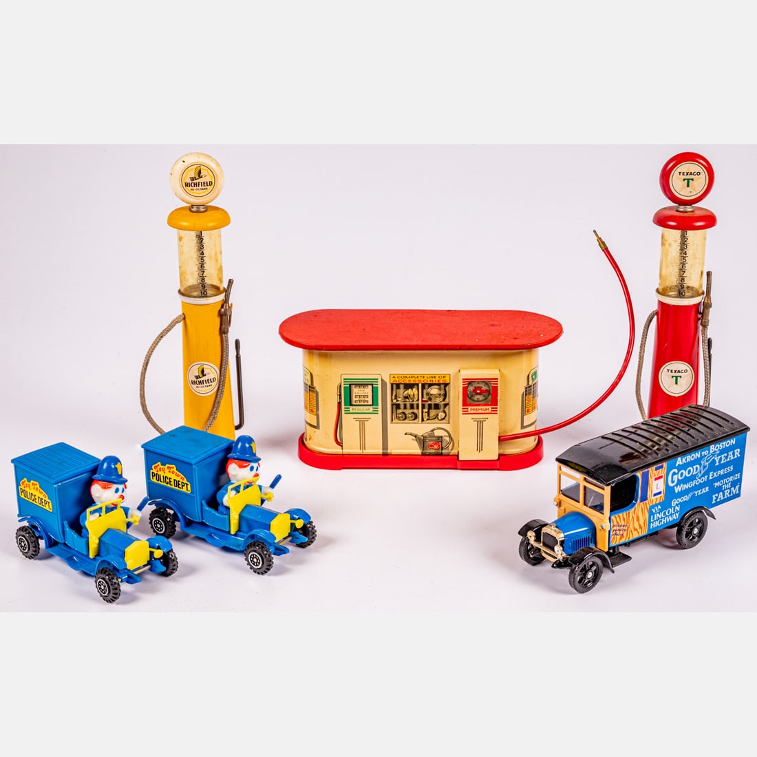 Vintage Gas Station And Transport Toys (1 of 8)
