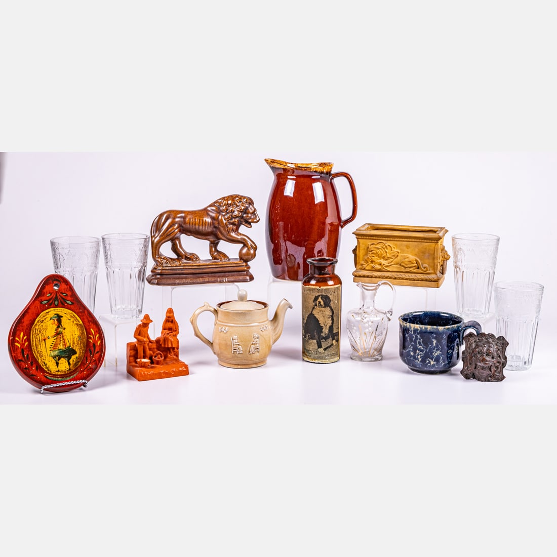 Decorative Ceramic, Glass and Wood Items (1 of 5)