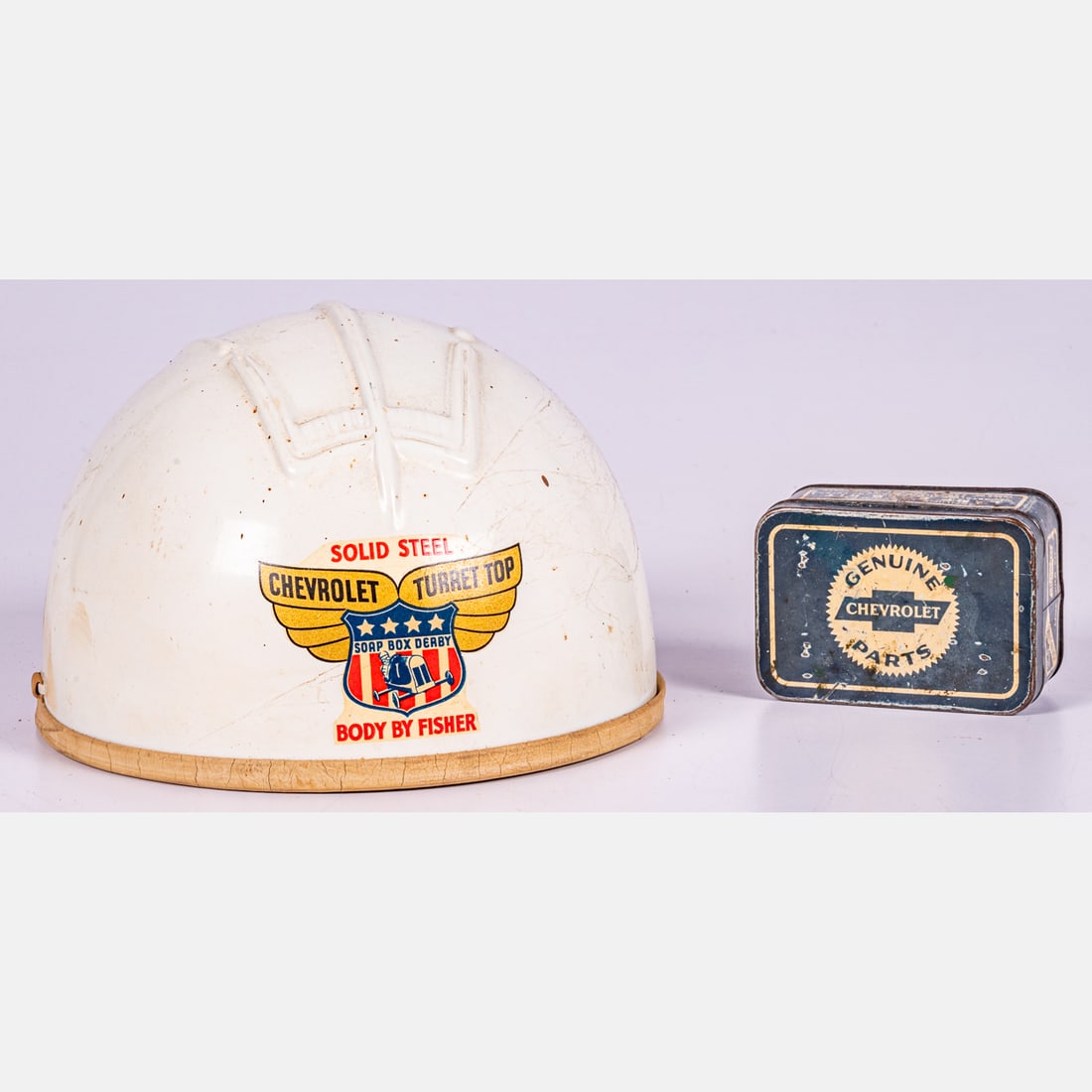 Vintage Chevrolet Helmet and Bulb Kit Box (1 of 5)