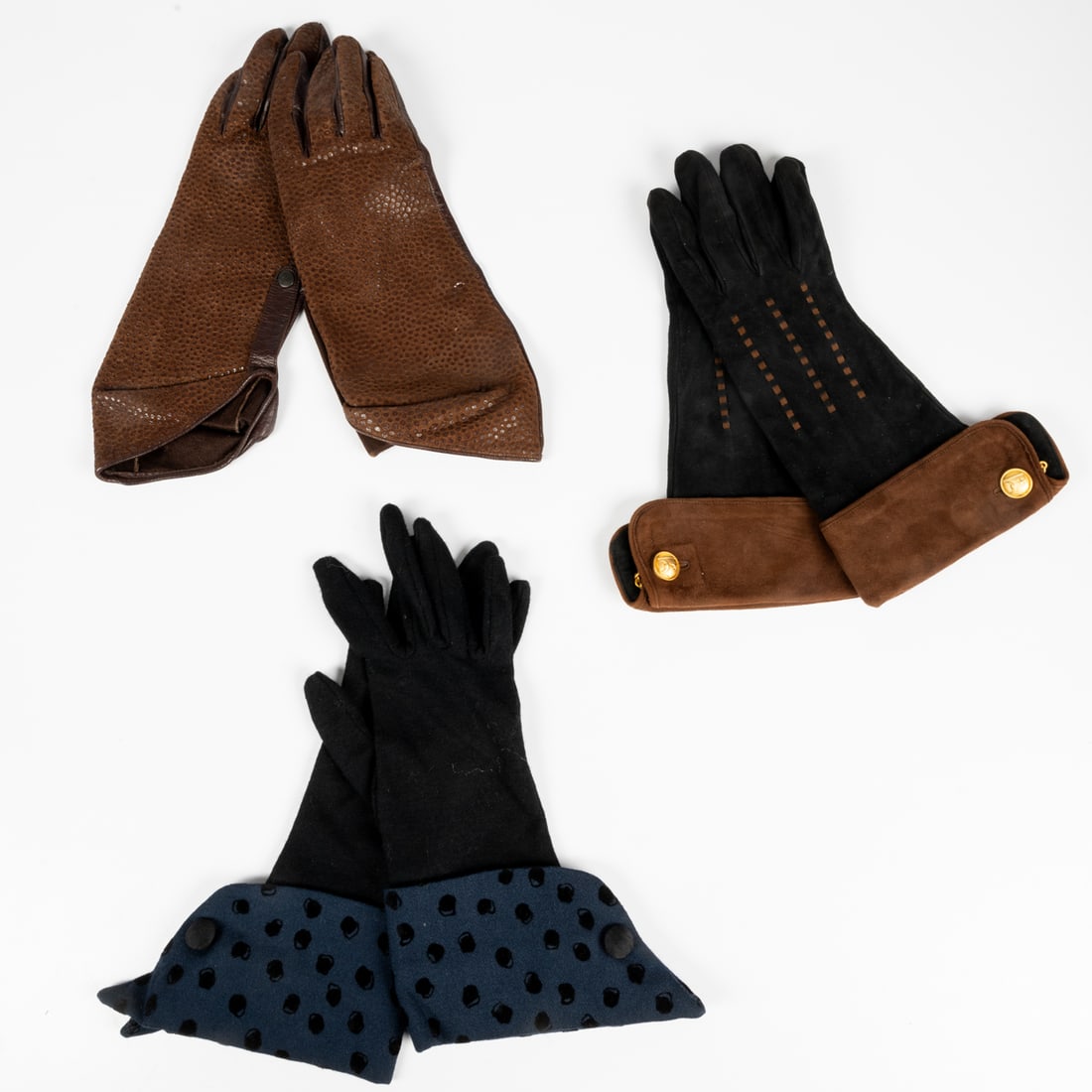 Three Pairs Of Ladies Gloves (1 of 7)