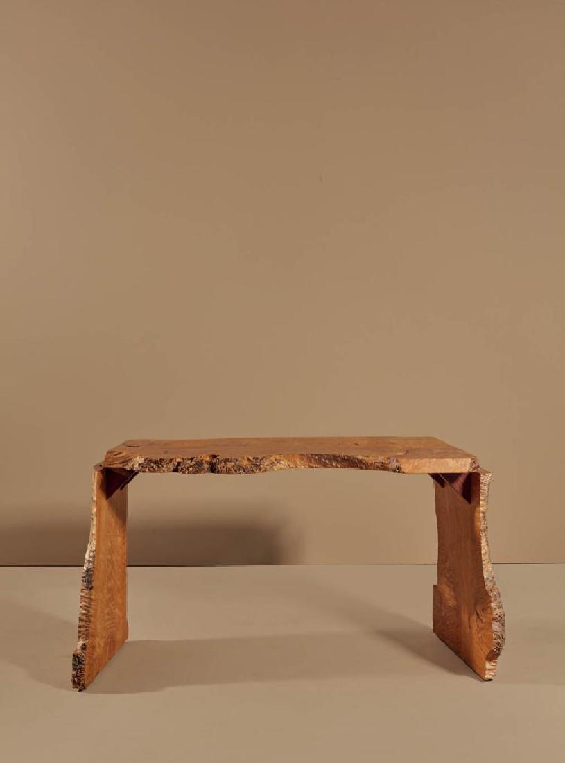 Michael Elkan (1942 – 2014) Bureau ou console Erable: Michael Elkan (1942 – 2014) Bureau ou console Erable Date de création : années 2000 H 74 x L 121 x P 53 cm A desk or console, maple; 2000