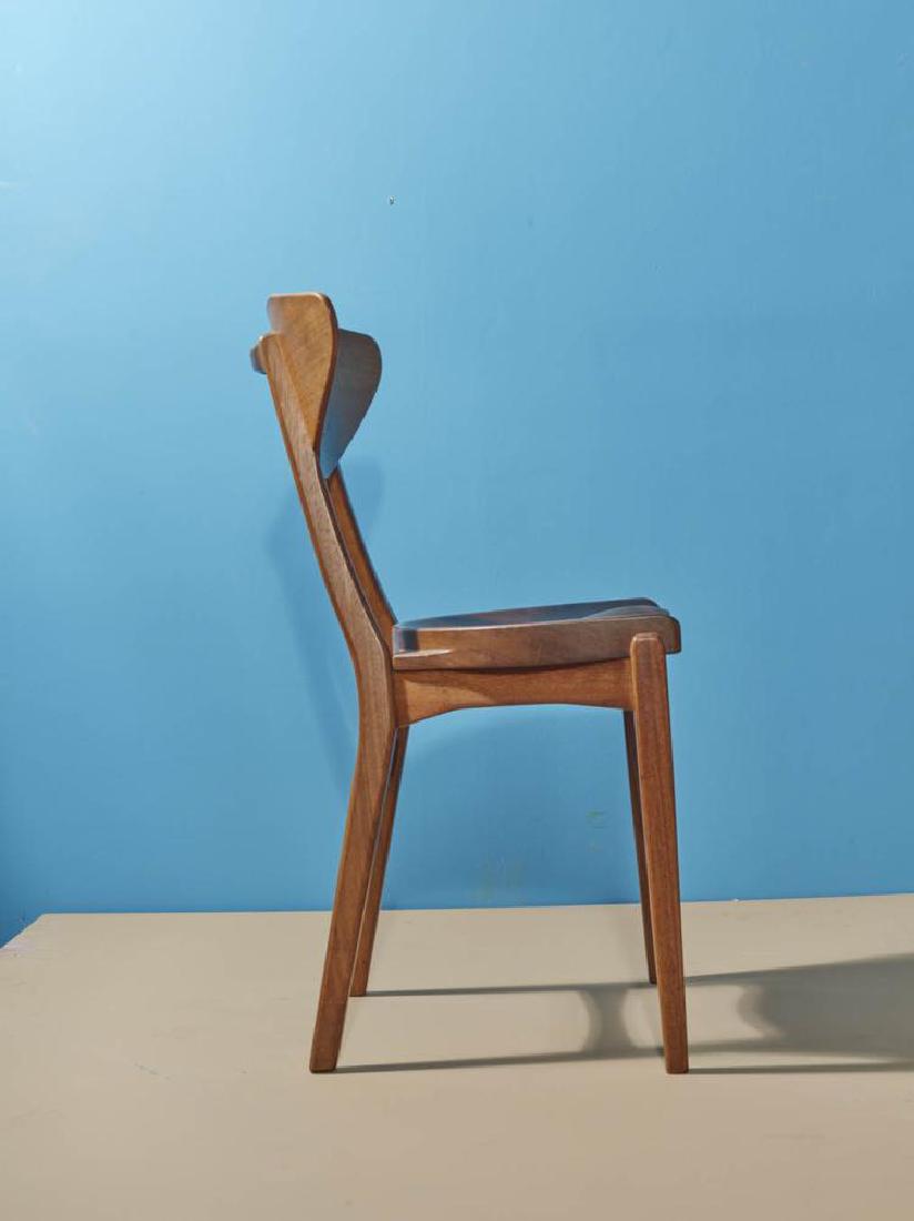 Richard Jensen & Kaerulff Rasmussen Tractor Six chaises: Richard Jensen & Kaerulff Rasmussen Tractor Six chaises Teck Edition Hansen & Søn, Odensen Date de création : vers 1940 H 79 x L 46 x P 41 cm Six chairs, teak; ca...