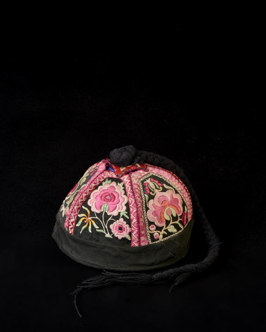 Chapeau en coton, Chine - Début du XXe siècle Dim. 23 x (1 of 1)