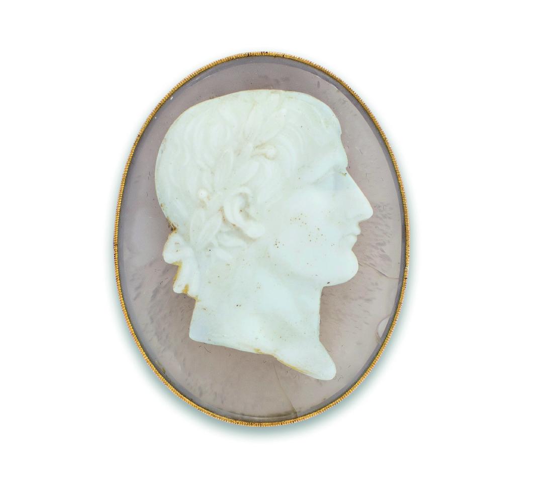 CAMEE OVALE (1 of 2)