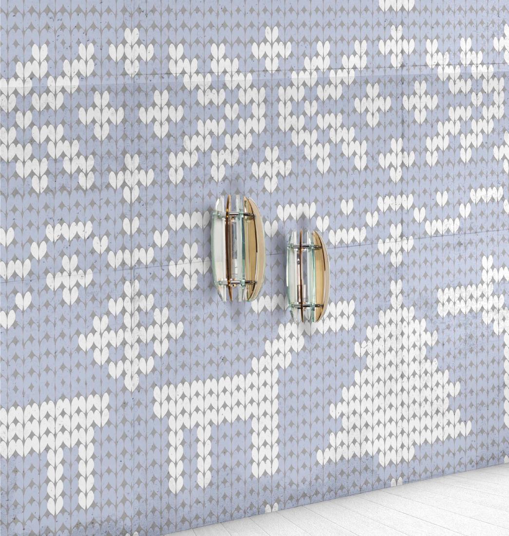 VECA Paire d’appliques Verre, acier Sticker de: VECA Paire d’appliques Verre, acier Sticker de l’éditeur H. : 90 cm. Circa 1960