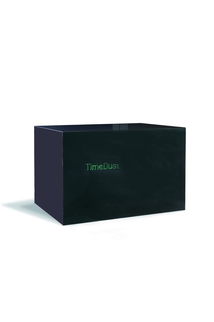 Laurent GRASSO (FRA/1972) Time Dust, 2008 Installation: Laurent GRASSO (FRA/1972)Time Dust, 2008Installation lumineuse : néon, Altuglas, aluminium laqué noir et transformateur 75 x 50 x 42 cm Edition de 3 exemplaires Provenance: -Galerie Chez Valentin, P