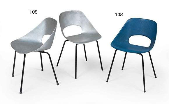 Pierre GUARICHE (1926-1995)Paire de chaises modèl: Pierre GUARICHE (1926-1995)Paire de chaises modèle Tulipe à assise coque en fonted'aluminium reposant sur un piètement en métal tubulairelaqué noir.70 x 46.5 x 50 cm.Edition Steiner, 1953.Bibliog