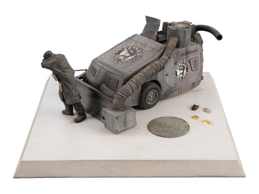 BATMAN RETURNS (1992) - Gotham Public Works Model Miniature Display