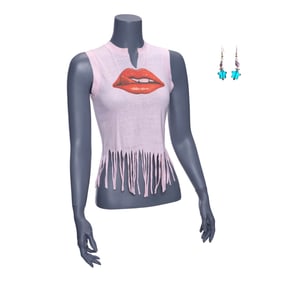 BEVERLY HILLS, 90210 (1990-2000) - Donna Martin's (Tori Spelling) Tank Top and Earrings