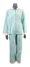 BEVERLY HILLS, 90210 (1990-2000) - Donna Martin's (Tori Spelling) Pajamas