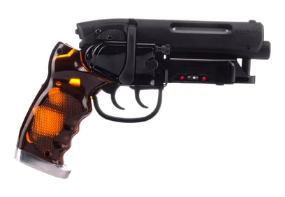 BLADE RUNNER (1982) - Light-Up Tomenosuke LAPD 2019 Blaster Assembled Model Replica