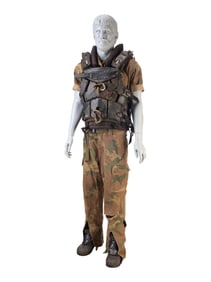 ELYSIUM (2013) - Agent M. Kruger's (Sharlto Copley) Desert Costume