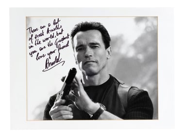 ERASER (1996) - Arnold Schwarzenegger-Autographed John "Eraser" Kuger Photo