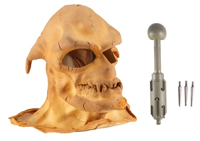 THE FIFTH ELEMENT (1997) - Mangalore Mask with Pair of Grenades