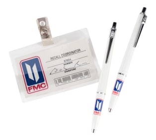 FIGHT CLUB (1999) - The Narrator's (Edward Norton) FMC Badge and Pens