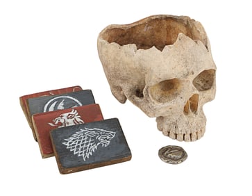 GAME OF THRONES (T.V. SERIES, 2011-2019) - Drinking Skull, Map Markers, Coin of Braavos