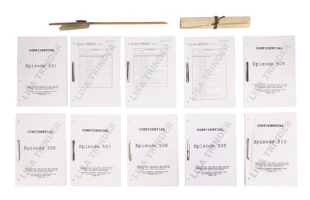 GAME OF THRONES (T.V. SERIES, 2011-2019) - Season 5 Scripts, a Scroll, and an Arrow