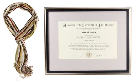 GOOD WILL HUNTING (1997) - Sean Maguire's (Robin Williams) Scarf and Professor Gerald Lambeau's