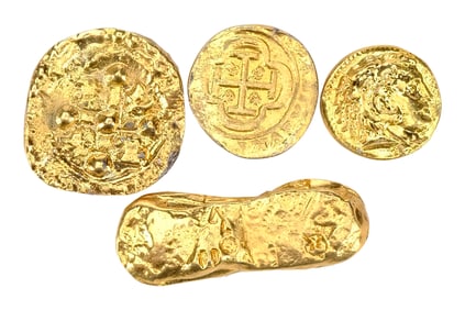 THE GOONIES (1985) - Set of One-Eyed Willy's Assorted Treasure