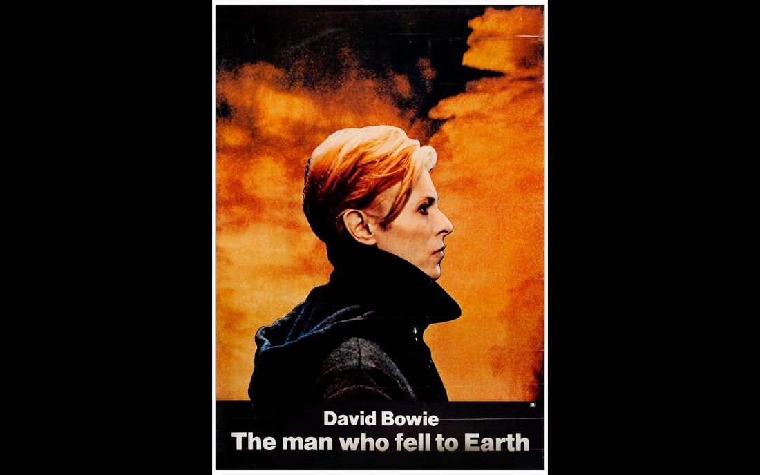 THE MAN WHO FELL TO EARTH - Full Bleed One Sheet (29.5" x 41.5"); Fine+ Rolled (1 of 1)