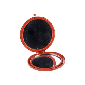 CANDYMAN (2021) - Annika's (Breanna Lind) Compact Mirror