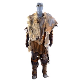 THE CHRONICLES OF RIDDICK (2004) - Riddick's (Vin Diesel) Planet U.V.6 Costume