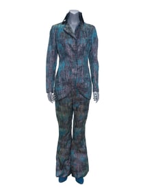 THE EXPANSE (2015-2022) - Chrisjen Avasarala's (Shohreh Aghdashloo) Screen-Matched Lovell City