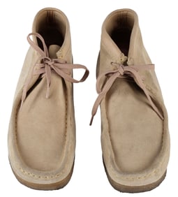 BREAKING BAD (T.V. SERIES, 2008-2013) - Walter White's (Bryan Cranston) Pair of Clarks Wallabees