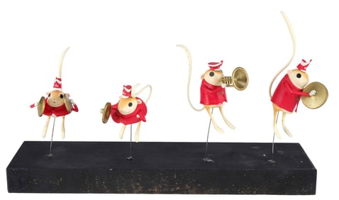 CORALINE (2009) - Other Mice Circus Stop-Motion Puppet Display