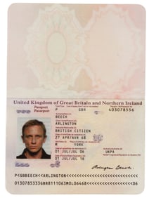 JAMES BOND: CASINO ROYALE (2006) - James Bond's (Daniel Craig) "Arlington Beech" Passport