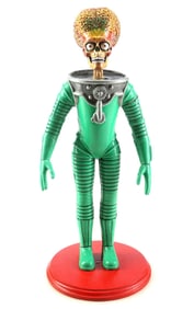 MARS ATTACKS! (1996) - Martian in Space Suit Maquette
