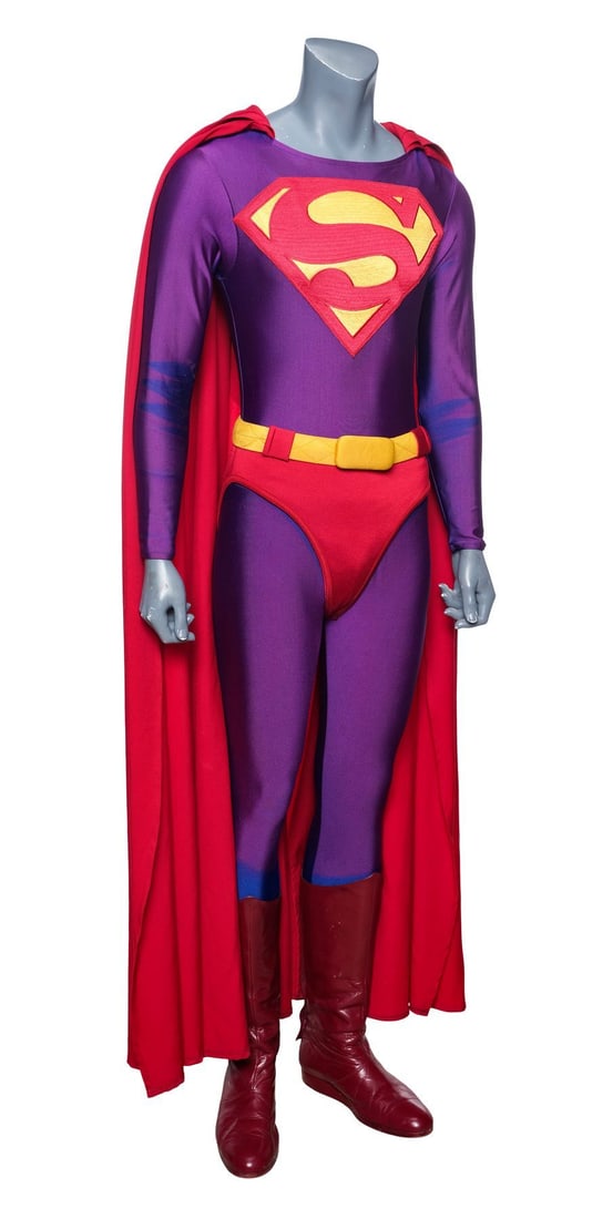 THOMAS & FRIENDS (T.V. SERIES, 1984-2008) - Neville and Tender Model: THOMAS & FRIENDS (T.V. SERIES, 1984-2008) - Neville and Tender Model - Neville and his tender from the British children's television series Thomas & Friends. In the Season 9 episode "Thomas and the Ne