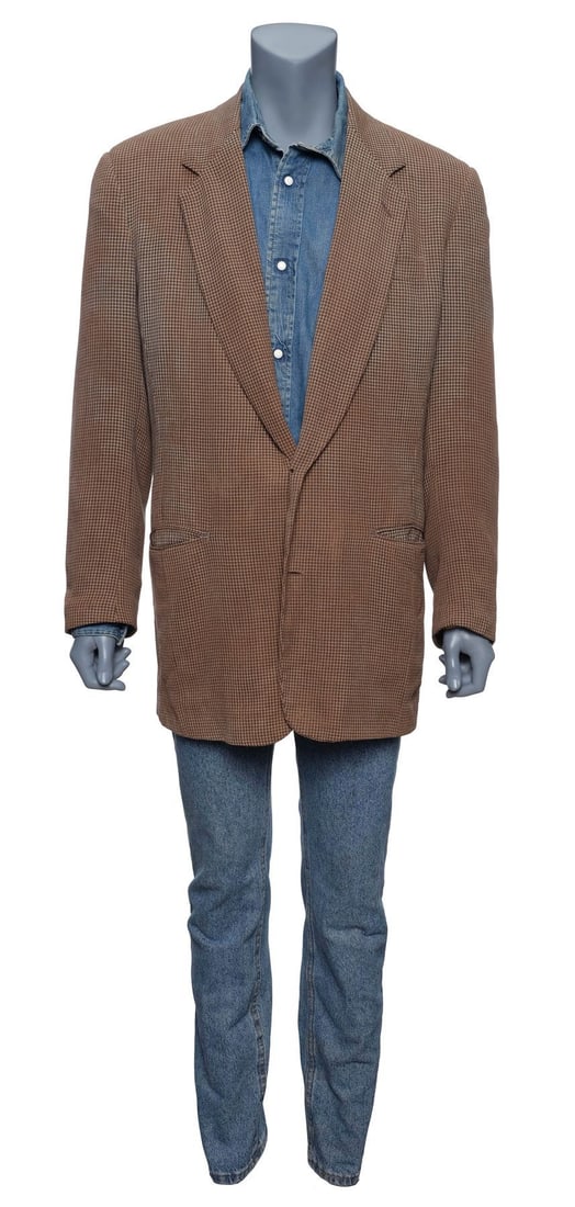 WAREHOUSE 13 (T.V. SERIES, 2009-2014) - Tesla Gun: WAREHOUSE 13 (T.V. SERIES, 2009-2014) - Tesla Gun - A Tesla gun from the television series Warehouse 13. Warehouse 13 agents used Tesla handguns throughout the series as a stun device that also served