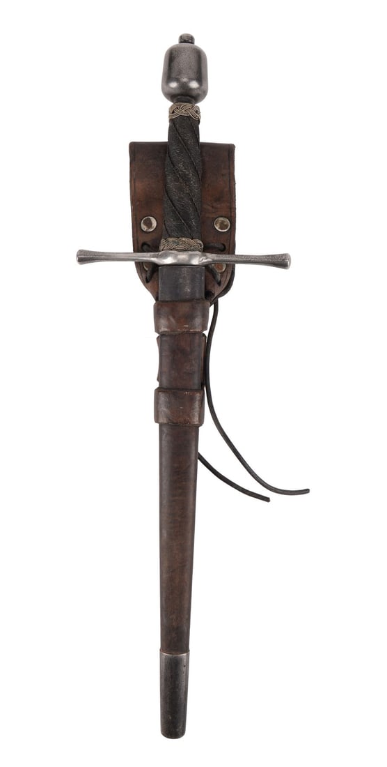 GAME OF THRONES (T.V. SERIES, 2011-2019) - Theon Greyjoy's (Alfie Allen) Hero Metal Dagger: GAME OF THRONES (T.V. SERIES, 2011-2019) - Theon Greyjoy's (Alfie Allen) Hero Metal Dagger - Theon Greyjoy's (Alfie Allen) hero metal dagger from the fantasy television series Game of Thrones. Theon w