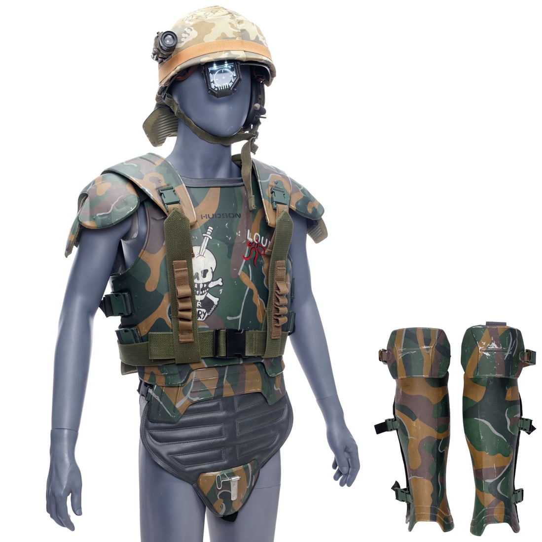 ALIENS (1986) - Handmade Terry English Aluminum Replica of Private Hudson's USCM Armor with Light-Up: ALIENS (1986) - Handmade Terry English Aluminum Replica of Private Hudson's USCM Armor with Light-Up Helmet - An aluminum replica of Private Hudson's USCM armor with light-up helmet from James Cameron