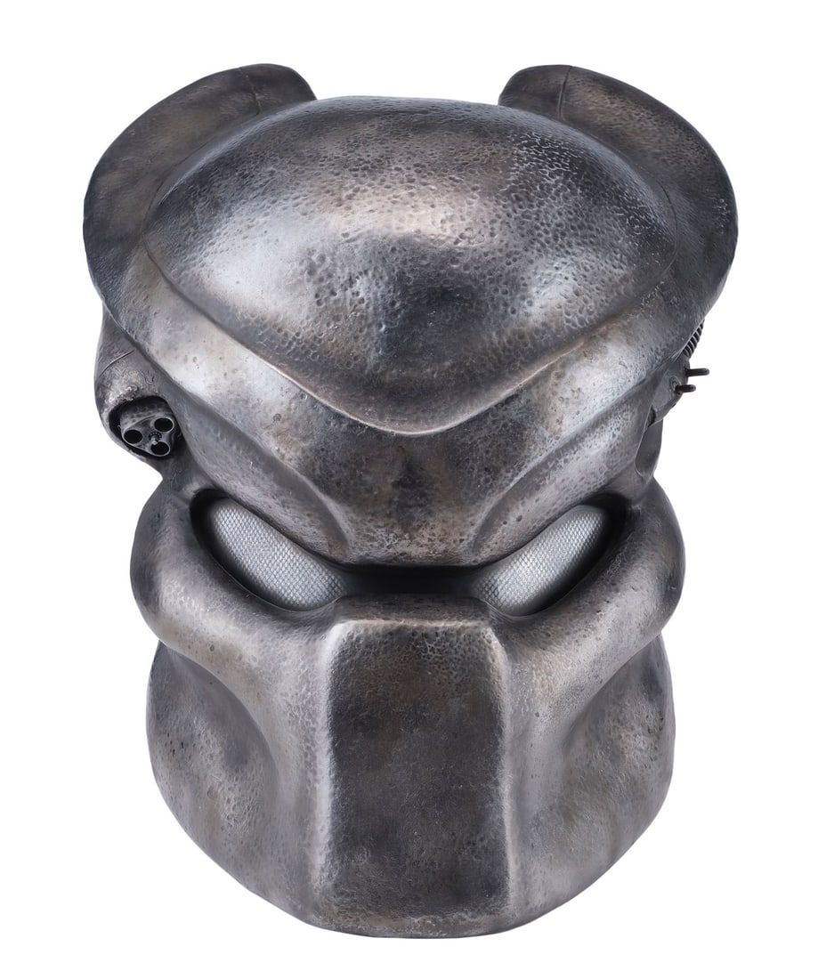 AVP: ALIEN VS. PREDATOR (2004) - Scar's (Ian White) Predator Bio-Mask: AVP: ALIEN VS. PREDATOR (2004) - Scar's (Ian White) Predator Bio-Mask - Scar's (Ian Whyte) Predator bio-mask from Paul W.S. Anderson's AVP: Alien vs. Predator. Scar wore his Yautja bio-mask as he part