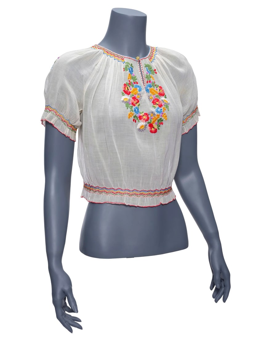 ALMOST FAMOUS (2000) - Penny Lane's (Kate Hudson) Blouse: ALMOST FAMOUS (2000) - Penny Lane's (Kate Hudson) Blouse - Penny Lane's (Kate Hudson) blouse from Cameron Crowe's Almost Famous. Groupie Lane wore her peasant-style blouse in several scenes, including