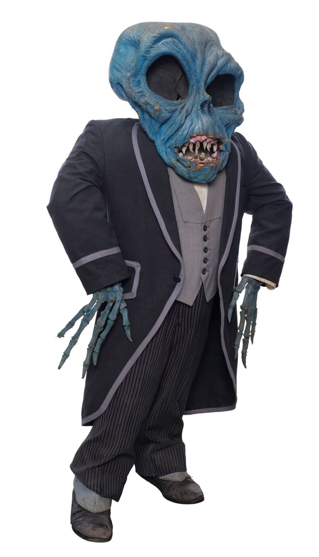 BEETLEJUICE (1988) - Planet Hollywood Collection: Netherworld Priest Statue Replica from Original (1 of 9)