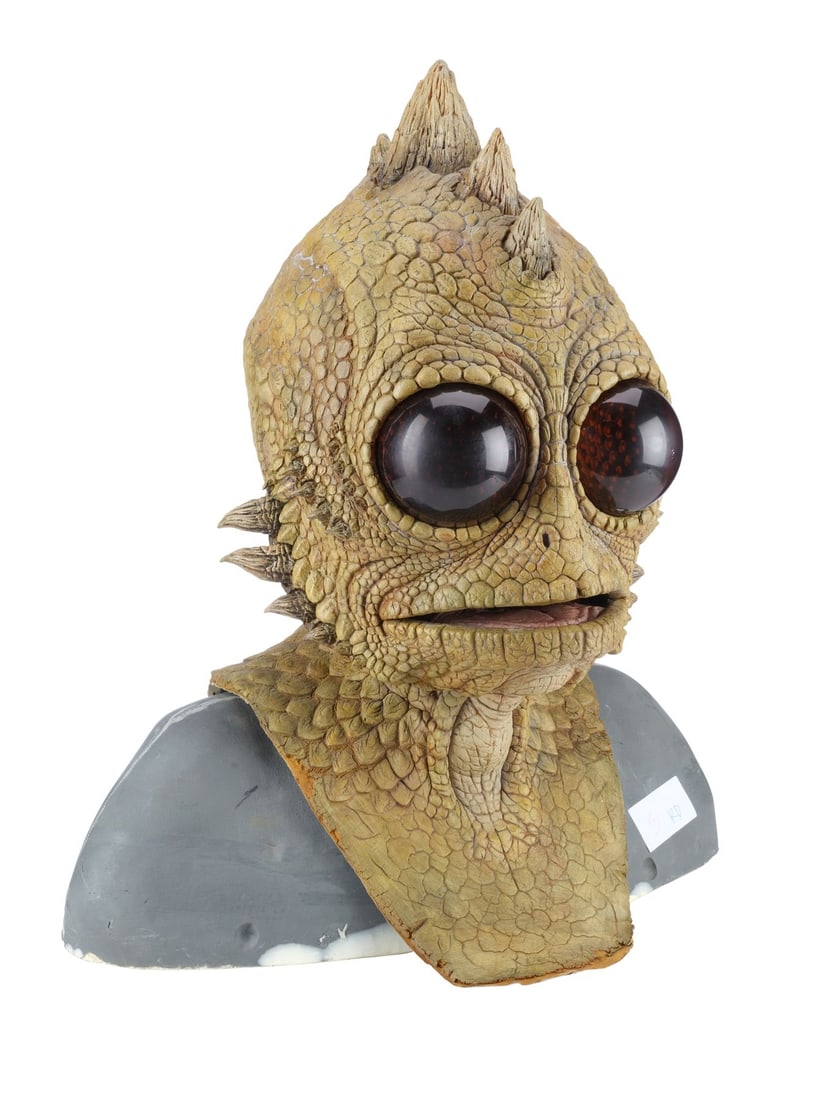 LAND OF THE LOST (2009) - Animatronic Enik the Altrusian (John Boylan) Sleestak Head (1 of 18)