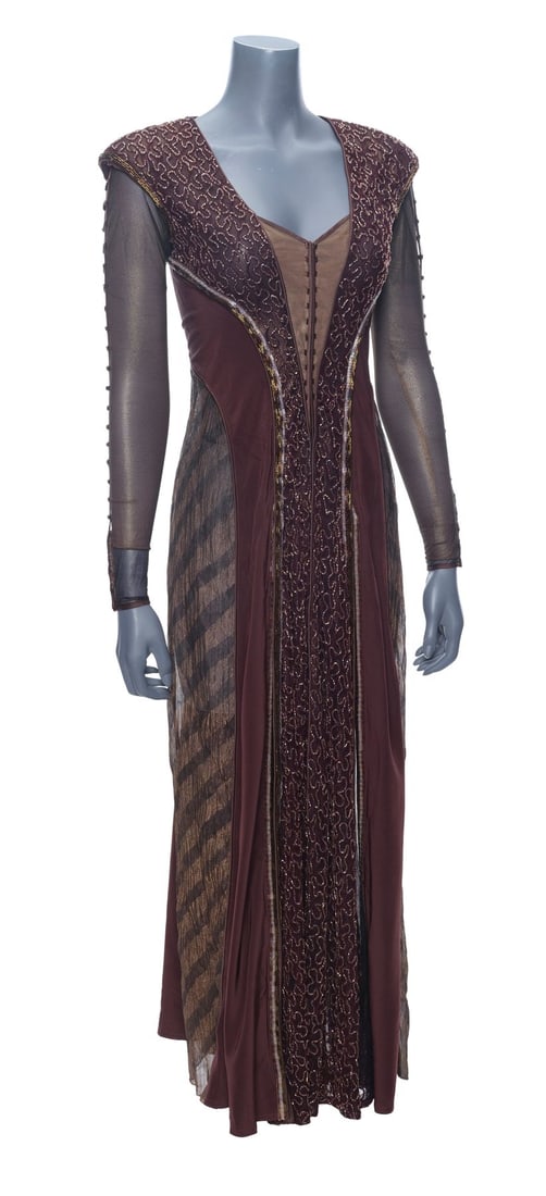 THE MUMMY RETURNS (2001) - Anck-Su-Namun's (Patricia Velasquez) Ensemble: THE MUMMY RETURNS (2001) - Anck-Su-Namun's (Patricia Velasquez) Ensemble - Anck-Su-Namun's (Patricia Velasquez) ensemble from Stephen Sommers' The Mummy Returns. Meela, the reincarnation of Anck-Su-Na