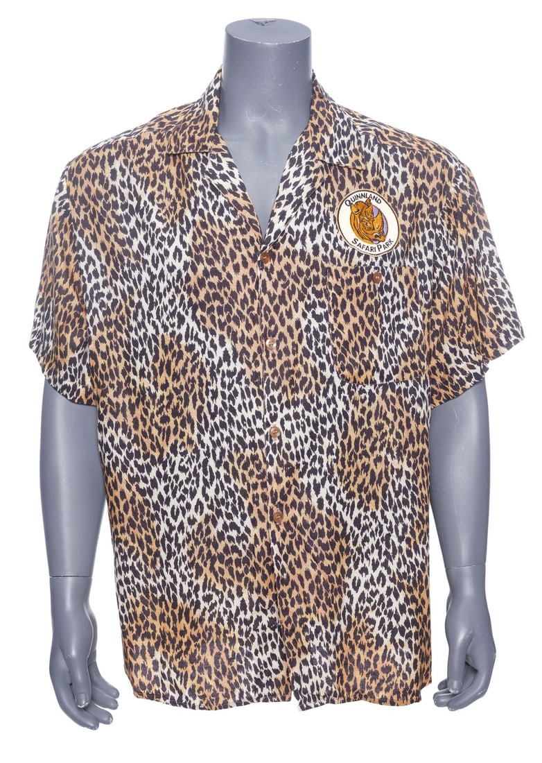 ACE VENTURA: WHEN NATURE CALLS (1995) - Planet Hollywood Collection: "Butt Birth" Quinnland Safari: ACE VENTURA: WHEN NATURE CALLS (1995) - Planet Hollywood Collection: "Butt Birth" Quinnland Safari Park Tour Guide's Uniform Shirt - A Quinnland Safari Park tour guide's uniform shirt from Steve