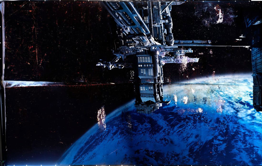 ALIENS (1986) - Oversized Gateway Station Set Backdrop Transparency: ALIENS (1986) - Oversized Gateway Station Set Backdrop Transparency - An oversized Gateway Station set backdrop transparency from James Cameron's Aliens. After 57 years of hypersleep following the