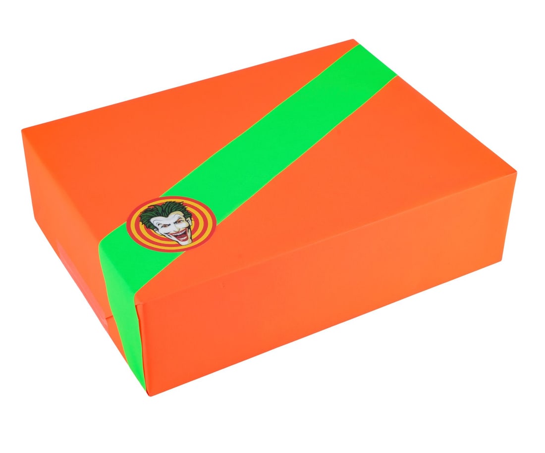 BATMAN (1989) - Joker's (Jack Nicholson) Smylex Box: BATMAN (1989) - Joker's (Jack Nicholson) Smylex Box - Joker's (Jack Nicholson) Smylex box from Tim Burton's Batman. Colorful boxes branded with the Joker's face filled a shopping cart and supermarket