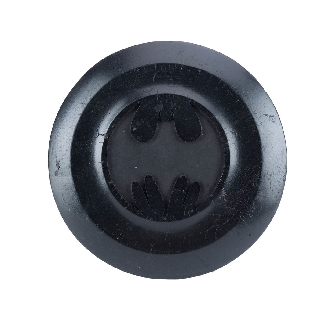 BATMAN RETURNS (1992) - Foam Batmobile Batdisc (1 of 7)