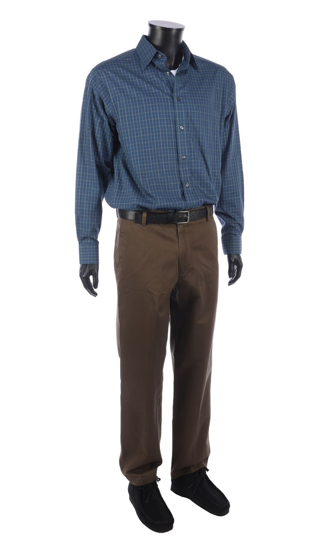 BREAKING BAD (T.V. SERIES, 2008 - 2013) - Walter White's (Bryan Cranston) "Box Cutter" Ensemble and: BREAKING BAD (T.V. SERIES, 2008 - 2013) - Walter White's (Bryan Cranston) "Box Cutter" Ensemble and Gustavo Fring's (Giancarlo Esposito) Retractable Box Cutter - Walter White's (Bryan Cranston) "Box