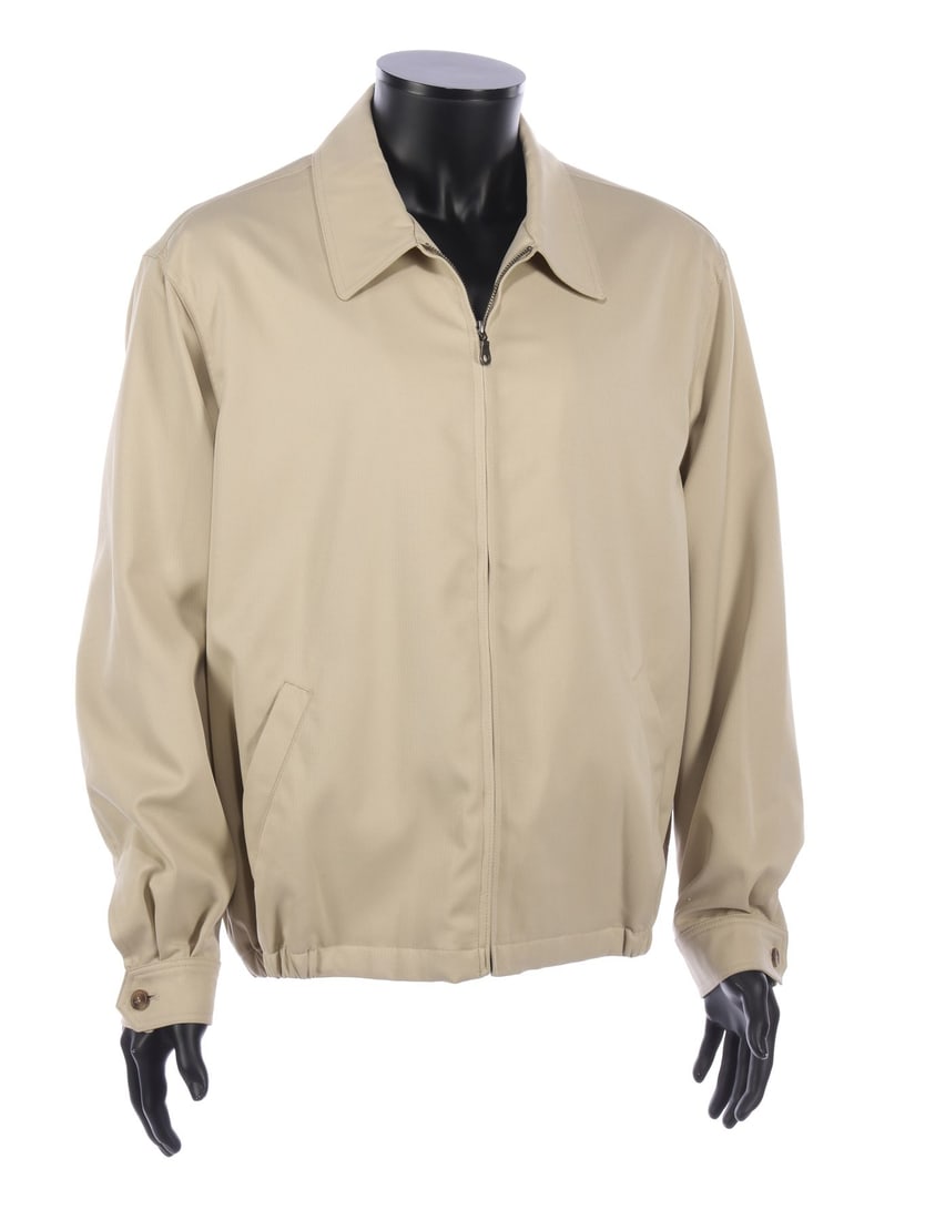 BREAKING BAD (T.V. SERIES, 2008 - 2013) - Walter White's (Bryan Cranston) Season 5 Jacket: BREAKING BAD (T.V. SERIES, 2008 - 2013) - Walter White's (Bryan Cranston) Season 5 Jacket - Walter White's (Bryan Cranston) jacket from Vince Gilligan's Breaking Bad. Former chemistry